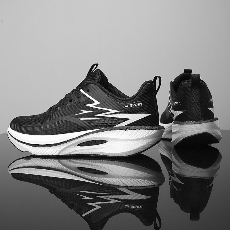 أحذية نسائية، أحذية رياضية كاج - مراجعة Running Gear For Women وسعره