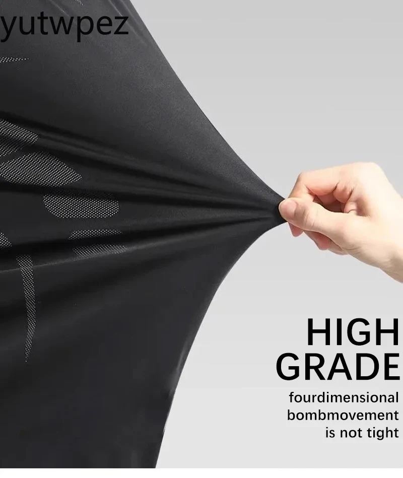 بدلة رياضية للتدريب والجري في  - مراجعة Running Gear وسعره